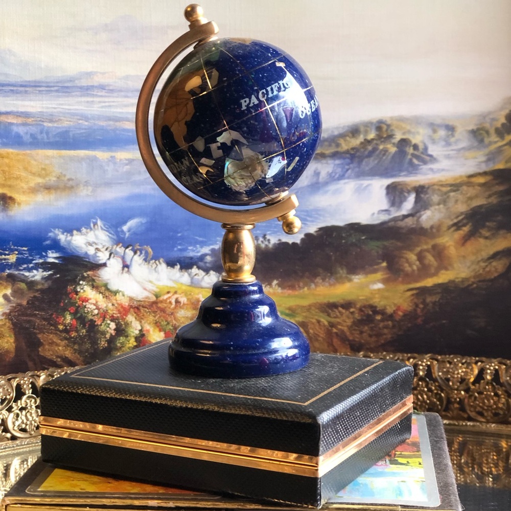 🌎ADORABLE Mini Blue Globe on Stand 🌎